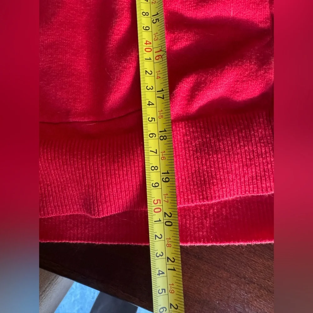 Isaac Mizrahi Live Red Button Front Cardigan L Pearl Buttons Pockets - Picture 7 of 7